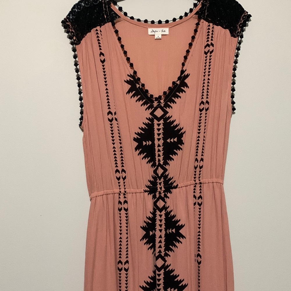 Maxi Dress,Color: Pink with black lace and design,Size: Small,Brand:Skylar+Jade